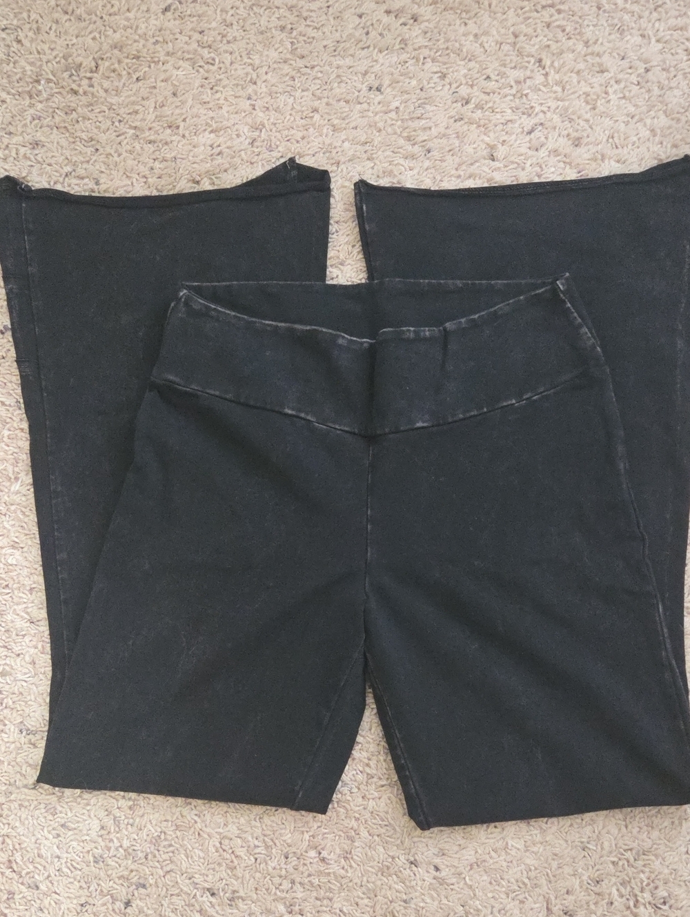 Classic Black Wide-Leg Pull-On Pants